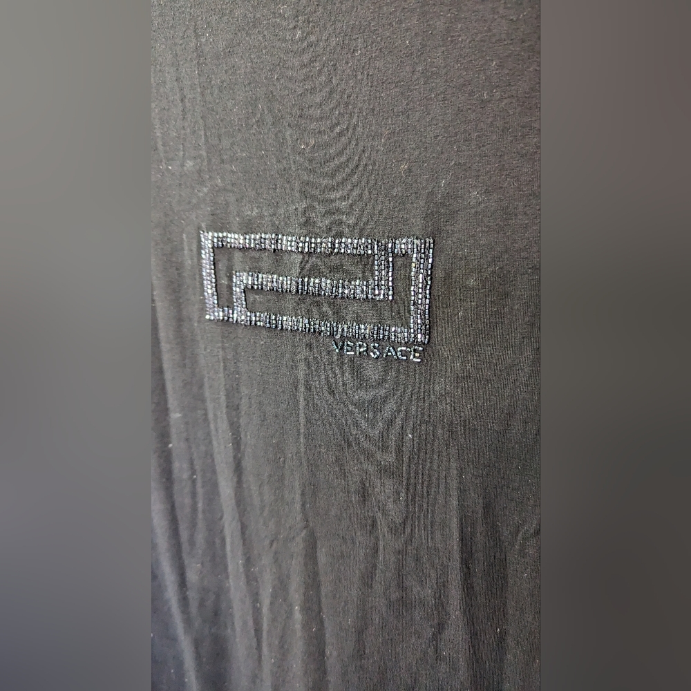 Basic Versace tee - Picture 3 of 5